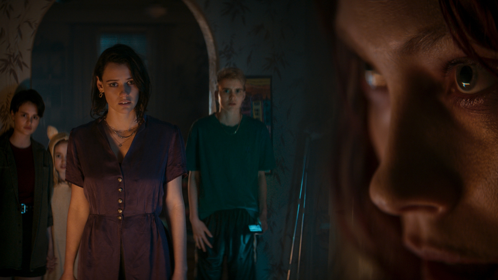 Evil Dead Rise (2023) Review Evil Dead Rise 2023 Review 23042104