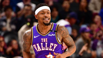 Clippers land 3-time All-Star Bradley Beal in stunning post-buyout move from Suns: report