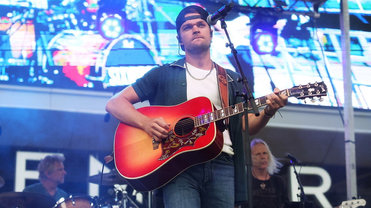 Conner Smith at the ACM Awards
