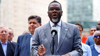 Former ICE chief reveals what to expect from major Chicago immigration operation