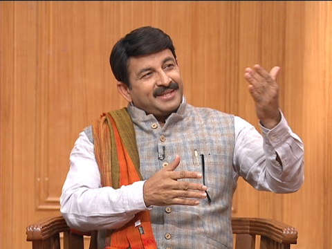 Manoj Tiwari in Aap Ki Adalat: Kejriwal should try living in slums before accusing me of show off